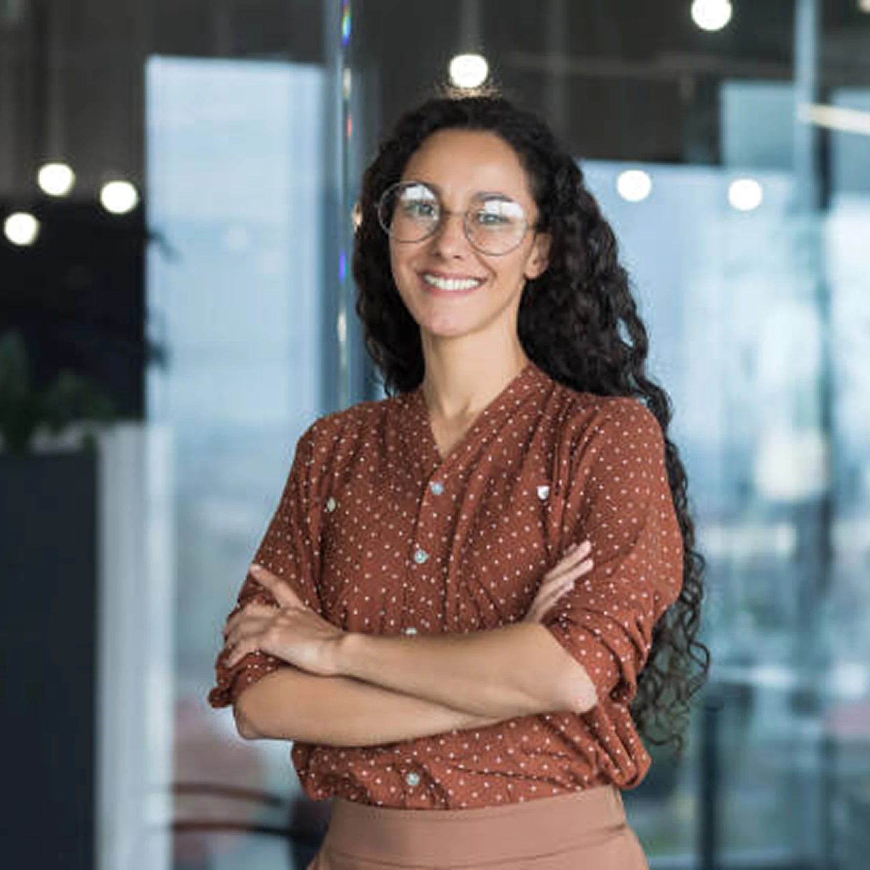 Sarah Martinez, Restaurant Owner at Social Hub