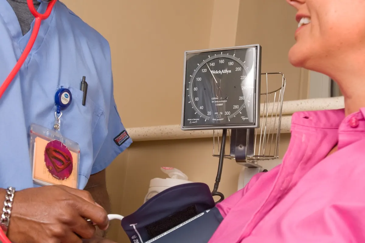 خفض حالات إعادة الإدخال للرعاية المزمنة بنسبة 33% عبر المراقبة عن بُعد للمرضى